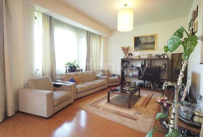 Vila cu 6 camere | gradina atent amenajata | garaj - 2