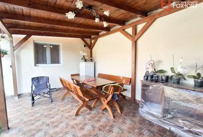 Casă cu 5 camere cu Canalizare în Lunei - 1