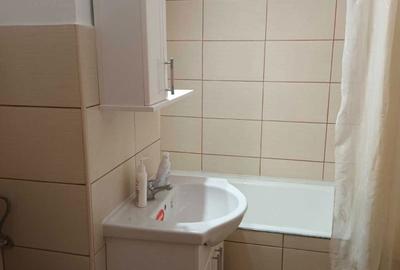 Apartament cu 3 camere decomandat în Sud - 4