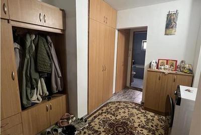Apartament cu 2 camere decomandat în Valenta - 2