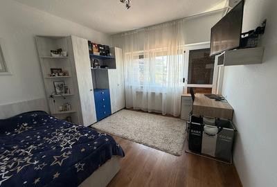 Casă cu 5 camere cu Teren 1000 Mp în Titan - 1