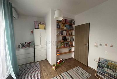 Casă cu 4 camere cu Teren 270 Mp în Utvin