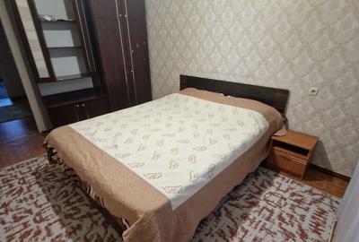 Apartament cu 3 camere semidecomandat în Grigorescu