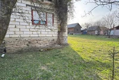 Casă cu 2 camere cu Teren 4700 Mp în Asuaju de Sus - 1