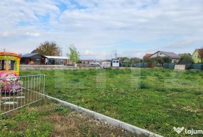 Teren de 7800 mp, în Unirii - 8