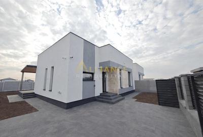 Casă individuală cu 3 camere cu Teren 371 Mp în Berceni