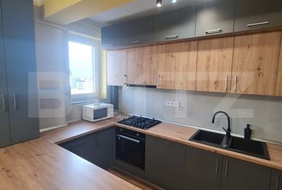 Apartament semidecomandat, 52,5 mp utili, lift, boxa, garaj dublu, zona Terra - 4