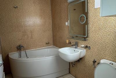 Apartament de 3 camere zona Sisesti - Romatsa - 11