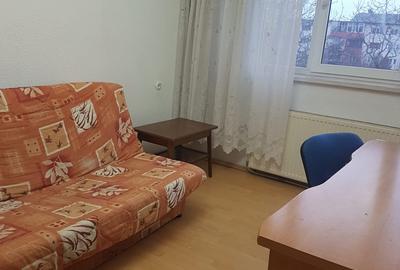 Apartament doua camere, etaj 3, mobilat si utilat, CT, langa biserica Precista - 13