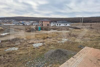 Vila noua de vanzare la intrare in Corunca - 8