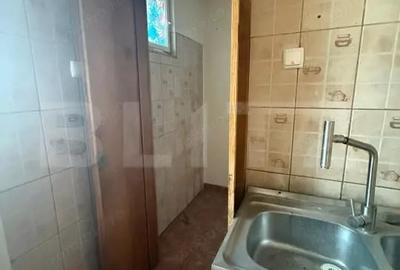 Apartament cu 4 camere semidecomandat în Central - 17