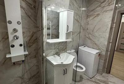 Apartament cu 2 camere semidecomandat în Florești