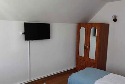 Casă cu 4 camere cu Teren 500 Mp în Sălătrucu - 1