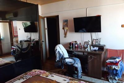 Garsonieră semidecomandată în Viziru 3 - 4