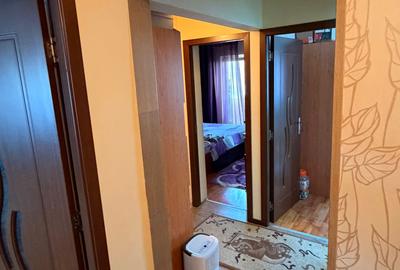 Apartament cu 3 camere decomandat în Central - 1
