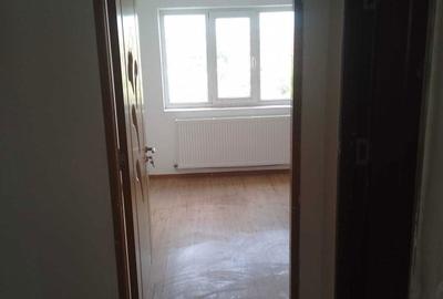 Apartament cu 2 camere semidecomandat în Central - 3