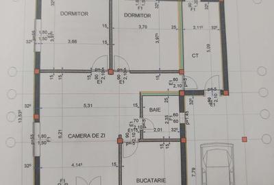 Casă cu Teren 1000 Mp în Central