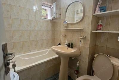 Apartament cu 3 camere decomandat în Central - 1