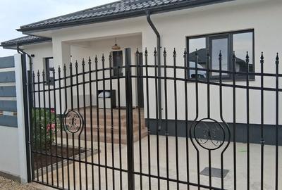 Casă nouă mobilată și utilată - 1