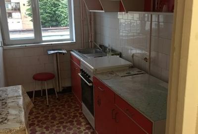 Inchiriez apartament zona Garii - 5