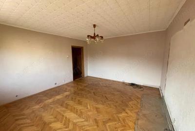 Apartament cu 3 camere decomandat în Central - 11