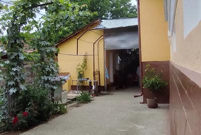Casa de vanzare 5 camere plus 3,5 ha pamant .com. Scundu Sat Blejani - 4