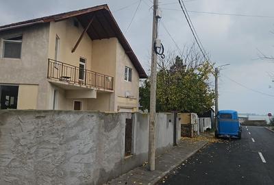 Vila de vanzare P+1 vedere spre lac. - 6