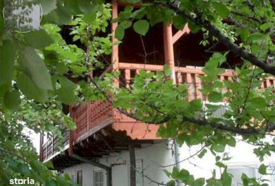 Casă cu 3 camere cu Teren 2350 Mp în Ciolpani - 9