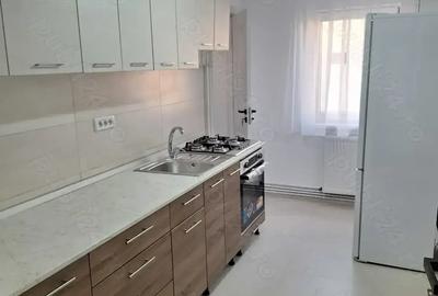 Apartamet de inchiriat - 2