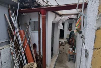 Delfinariu -casa de caramida - 10