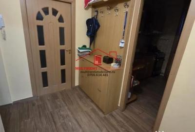 Apartament cu 3 camere semidecomandat, mobilat în Pelican - 7