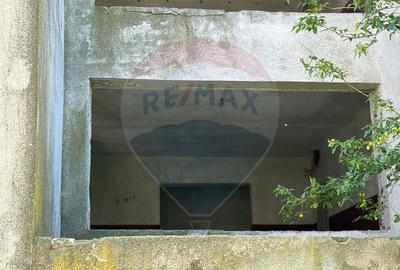 Proprietate specială, de 2,300 mp, în Nord - 8