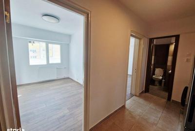 Apartament cu 3 camere decomandat în Vitan - 4