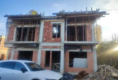 Casă cu 5 camere cu Teren 250 Mp în Central - 7