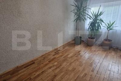 Apartament 2 camere, decomandat, 52 mp, etaj intermediar, zona Obcini
