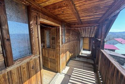 Casă cu 3 camere cu Teren 2430 Mp în Berevoești - 1