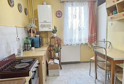 Apartament cu 2 camere decomandat în 7 Noiembrie - 6