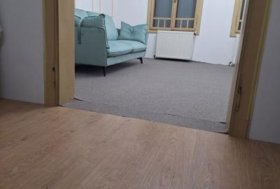 Spațiu comercial, de 100 mp, în Central - 2