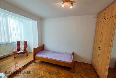 Apartament cu 2 camere decomandat în Cornișa - 5