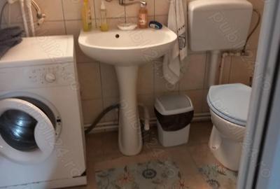 Casă cu 3 camere în Tichilești - 1