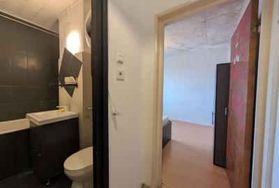3 Camere Giulești, 60mp, Vedere Panoramică, Total de Renovat 3 Camere Giulești, 60mp, Vedere Panoramică, Total de Renovat - 7