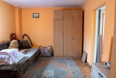 Casă cu 6 camere cu Teren 1700 Mp în Buturugeni - 9