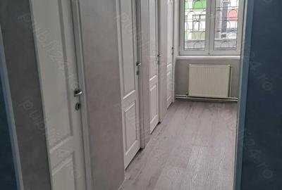 Spațiu comercial, de 21 mp, în Astra