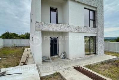 Vila 4 camere 2 băi, Bucium - Visan, 180mp