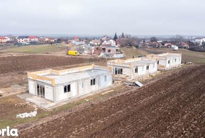 Casă cu 3 camere cu Teren 422 Mp în Central