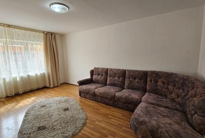 Apartament 2 camere Racadau,decomandat,etajul 1,mobilat,115000 Euro