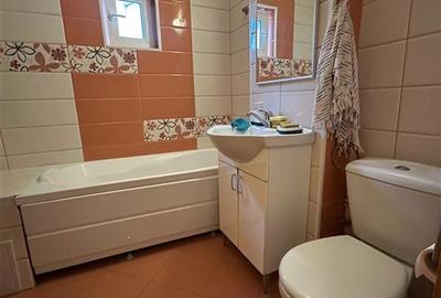 Apartament cu 2 camere decomandat în Nicolina - 2