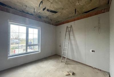 Duplex despartit prin CT cu 4 camere - 4