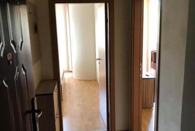 De vanzare 2 camere in zona Astra - 4