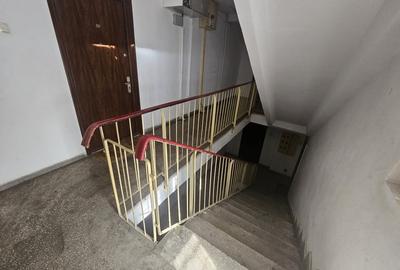 Vanzare 2 camere 57 mp Decomandat Etaj 2/4 Vicina - Petre Ispirescu - 15